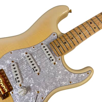 Fender Richie Kotzen Stratocaster MIJ 2023 - Transparent White Burst image 8