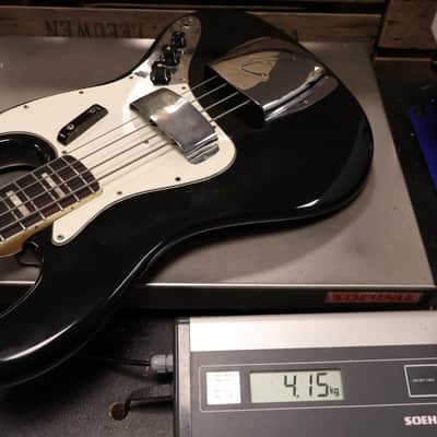 Fender 1972 Jazzbass Black with 60s Case image 7