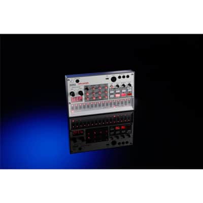 Korg Volca Sample 2 Digital Sample Sequencer with USB MIDI image 8