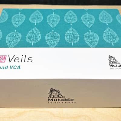 Mutable Instruments Veils v2 in PRISTINE CONDITION w/ toy & extra face plate image 5