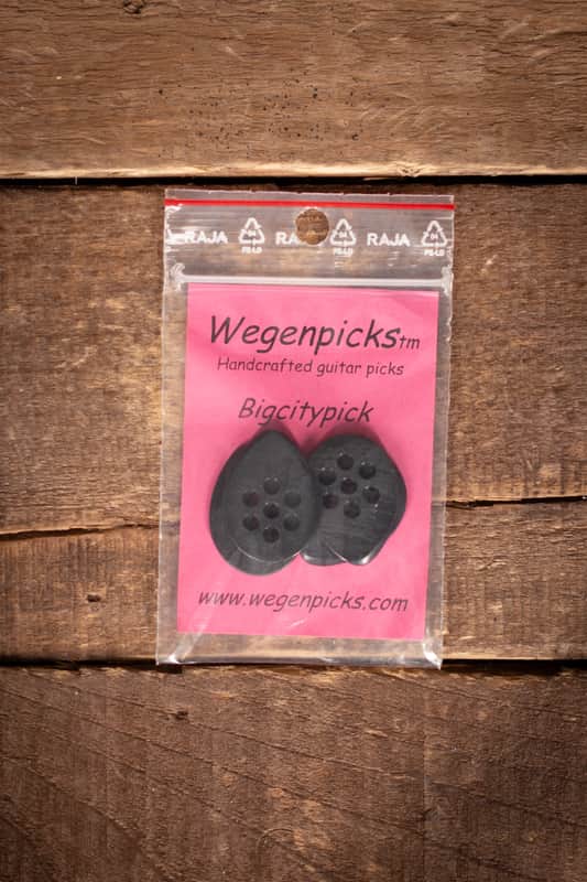 Wegen BC180B 1.8mm BigCity Picks, 4pk Black image 1