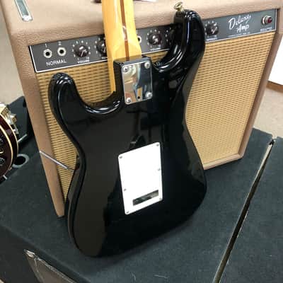 Fender Standard Stratocaster with S1 Tremolo with Maple Fretboard MIJ 1986 - Black w/ Hardcase and Trem Arm image 11