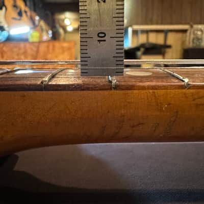 Guyatone LG-65T 1960s MIJ Electric Guitar Bizzare Japan - Sunburst image 11