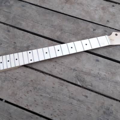 21 Fret Maple on Maple T guitar neck replacement steel frets  DIY image 11
