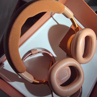 Bang & Olufsen H100 2025 image 13