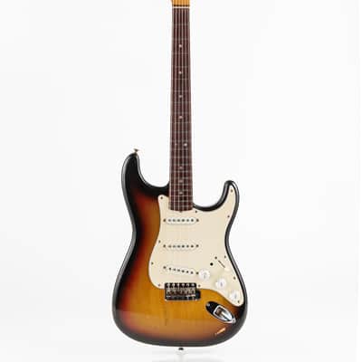USED 1971 Fender Stratocaster with Rosewood Fretboard - Sunburst image 4