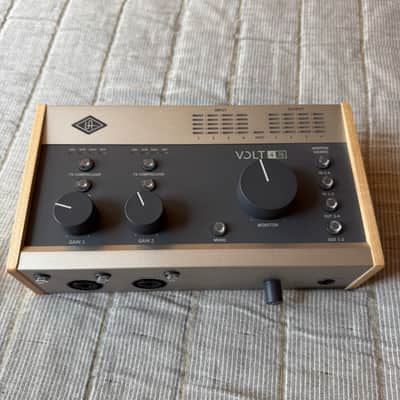 Universal Audio Volt 476 USB-C Audio Interface image 7