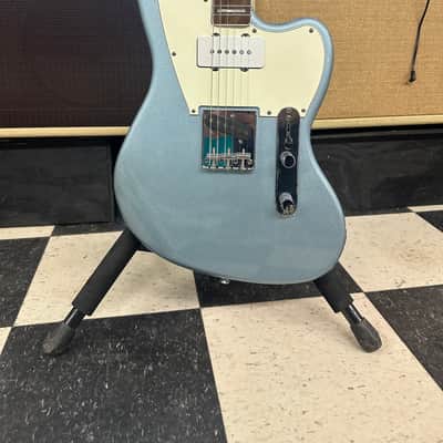 Squier Paranormal Offset Telecaster SJ 2024 - Ice Blue Metallic image 3