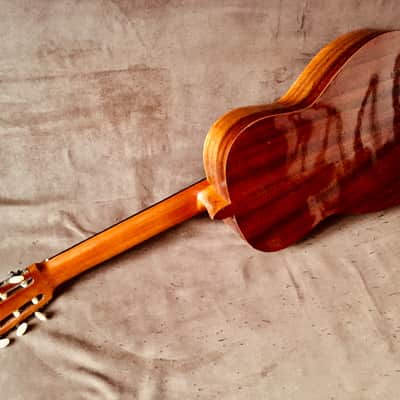 Flamenca classic vintage guitar, Suspiro modèle 100, luthier J.B. Perez, Valencia, 1970, Spain image 4