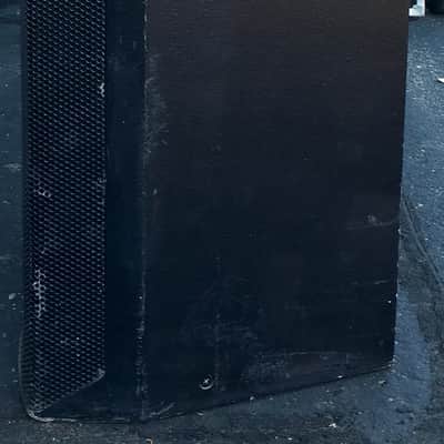 2 JBL VS3218-6 3-way speakers and 1 JBL DSC260 speaker processor image 2