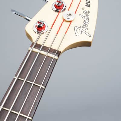 Fender American Performer Mustang PJ Bass 2023 - Three Tone Sunburst image 9
