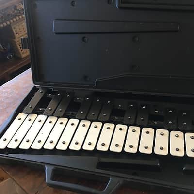 CB Percussion Deluxe 25-Note Chromatic Bell Kit Xylophone with Case #6854 image 4