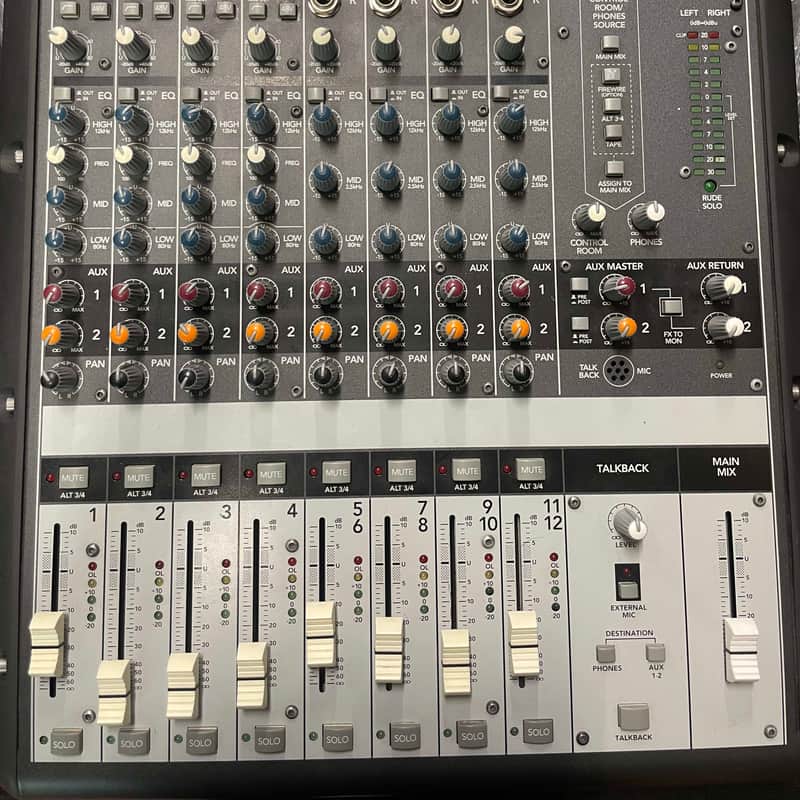 2010 – 2017 Mackie Onyx 1220i 12-Channel Firewire Mixer Black/…