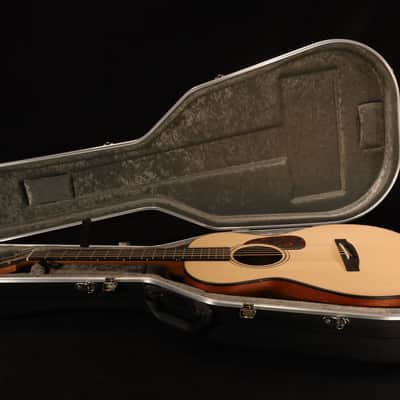 Furch Vintage 1 OOM-SM Hard case Parlor 12-fret 041 image 10