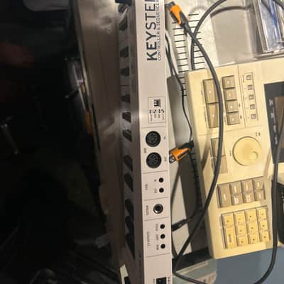 Arturia KeyStep 32-Key MIDI Controller 2017 - 2025 - White image 2