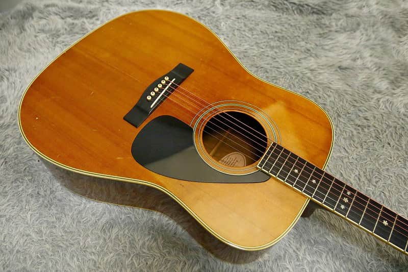1980's made YAMAHA FG-350D Acoustic Guitar Solid Spruce top Made
