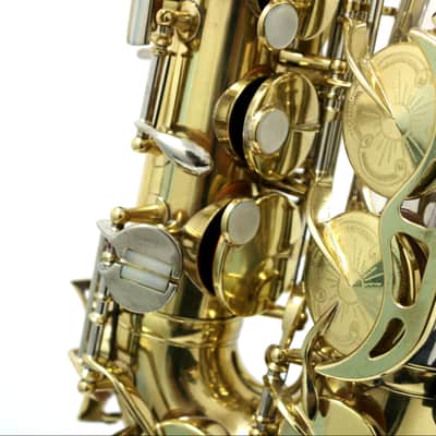 King Silver Sonic Alto Sax Clear Lacquered Brass image 3