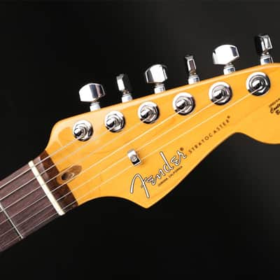 Fender 70th Anniversary American Professional II Stratocaster, Rosewood in Comet Burst #US23120568 image 7