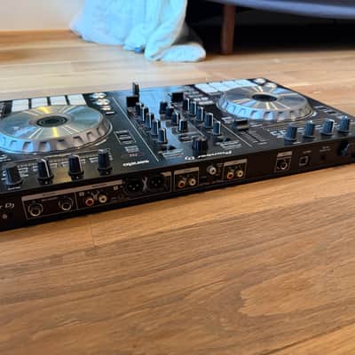 Pioneer DDJ-SR2 Portable 2-channel Controller for Serato DJ 2010s Black image 5