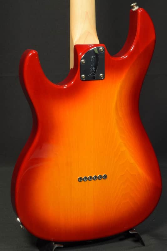 FGN (Fujigen) Fujigen Boundary Odyssey BOS2-M Cherry Sunburst [SN