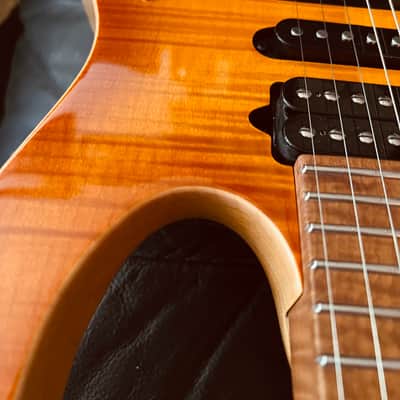 Suhr Custom Shop Modern Honey Amber Burst image 2