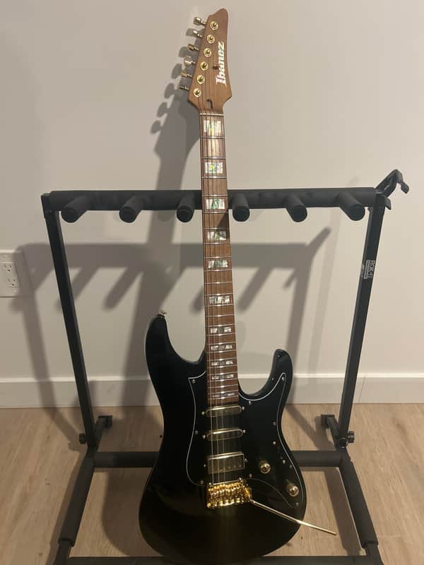 Ibanez THBB10 Tim Henson Signature | Reverb Canada