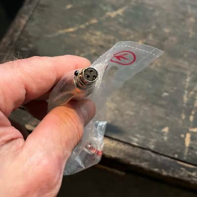 unknown XLR male to small 3 pin Female Adapter 2022 image 2
