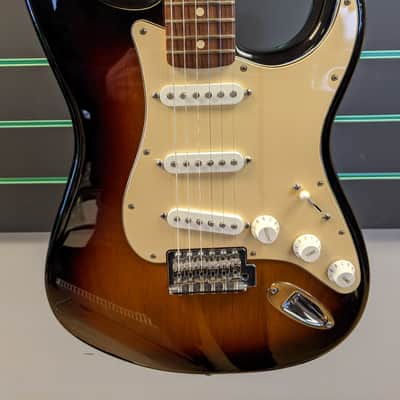 Fender Mexican Standard Stratocaster 2012 Sunburst Electric Guitar image 4