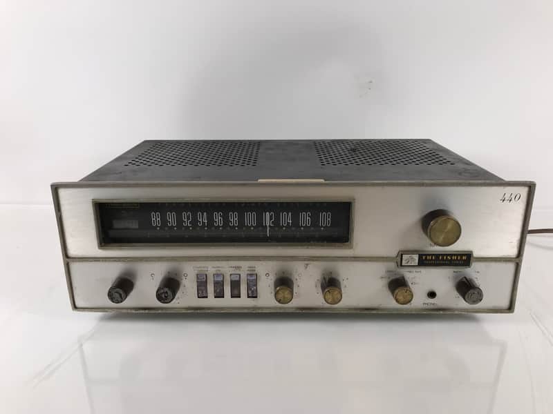 Vtg The Fisher 440 T Professional Series Stereo Receiver image 1