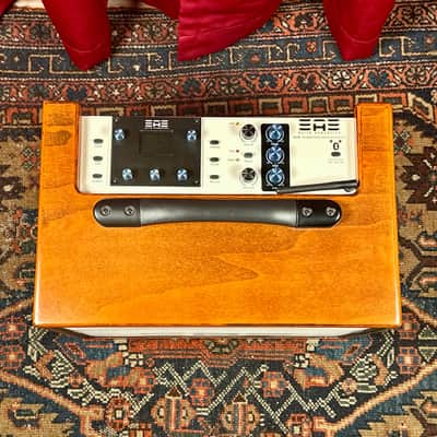 Elite Acoustics D6-58 120-Watt Rechargeable 8” + 5” Acoustic Guitar/Multi-Chan Amplifier w/ Gig Bag image 3