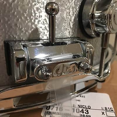 DW Collector's Series 5.5x14" Cast 3mm Aluminum Snare Drum w/ Chrome Hardware image 9
