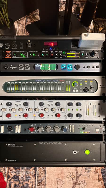 Lynx Aurora (n) 24-TB3 24-channel AD/DA Converter with AES, ADAT, and Thunderbolt 3 Interface image 1