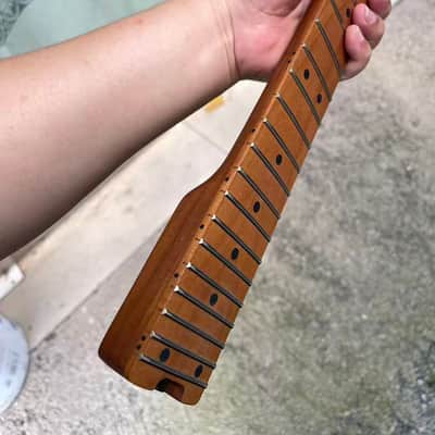 Headless 24frets roasted maple electric guitar neck c contour 25.5 spoke truss rod  with lock image 8