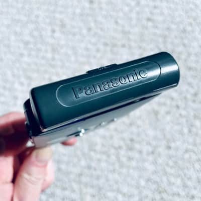 Panasonic SX33 Walkman Cassette Player, Excellent Blue ! Running ! image 9