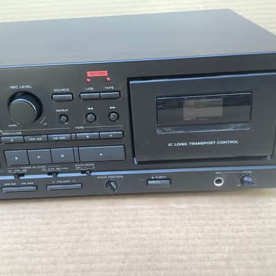 Teac - AD850SEB - AD 850 Cassette Deck USB Rec. CD Player - Black image 3