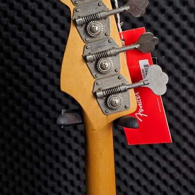 Fender 60th Anniversary Road Worn '60s Jazz Bass 2020 - 3-Tone Sunburst image 8
