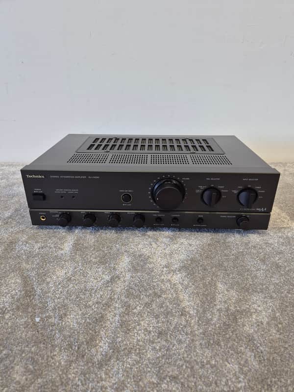 Technics SU-VX500 - 50-watt Stereo Integrated Amplifier - Excellent image 1
