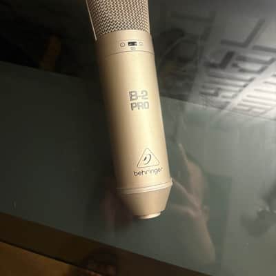 Behringer B-2 Pro Multipattern Large Diaphragm Condenser Microphone 2001 - Present - Standard image 2
