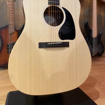 Gibson G-45 image 2