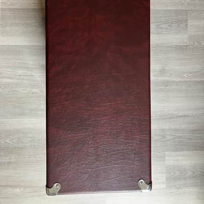 Avatar G212 Traditional Guitar Cab - Oxblood image 2