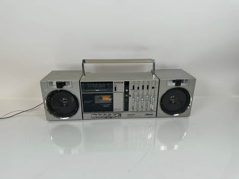 Vintage Toshiba RT-SX3 Boombox Radio Cassette Player Stereo Equalizer Japan image 1