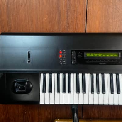 Korg M1 EX Music Workstation 61key synthesizer New internal battery w/ case image 2