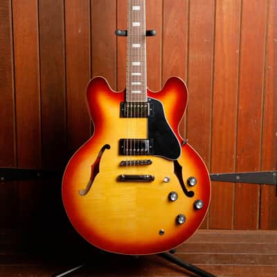 Epiphone ES-335 Figured Raspberry Tea Burst Semi-Hollow Electric Guitar image 2