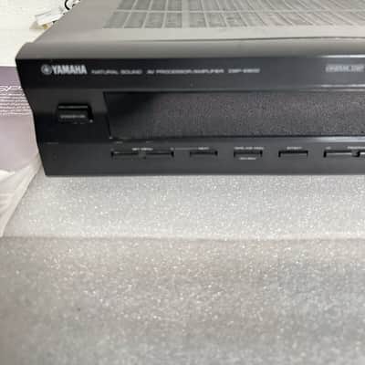 YAMAHA DSP-E800 AV Processor Amplifier - 230V 180W 50Hz With Remote image 2