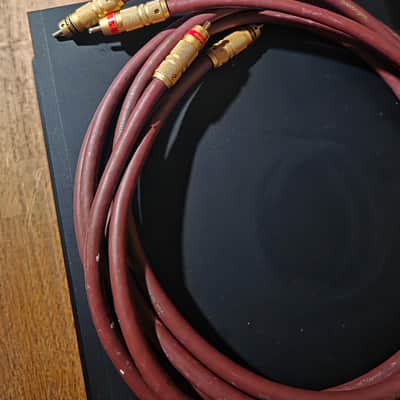 Audioquest Ruby x3 Hyperlitz 2M - Red/Gold image 3