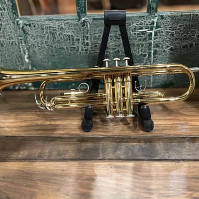 Yamaha Trumpet Ytr 2330 w/  Yamaha Soft Case & Yamaha 11b4 Mouth Piece image 4