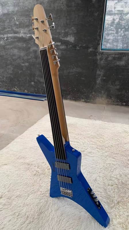 7 String Guitar/ 5 String Fretless Bass Busuyi Double- Sided  Guitar image 1