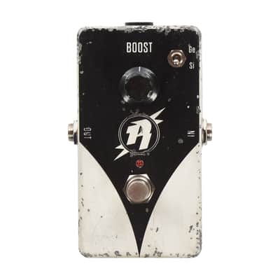 Rock N Roll Relics The Stinger Boost