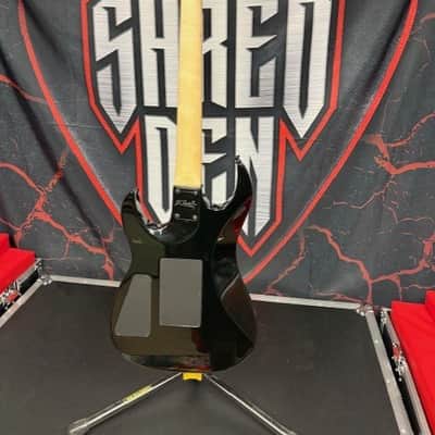 B.C. RICH USA GUNSLINGER SNAKESKIN W/Case image 5