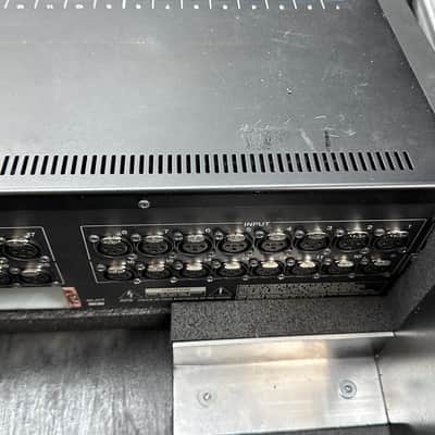 Yamaha LS9-32 32-Input Digital Mixing Console in Calzone Roadcase w/Wheels #7308 image 14